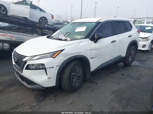 5N1BT3AA0PC751659 2023 NISSAN ROGUE - Image 2