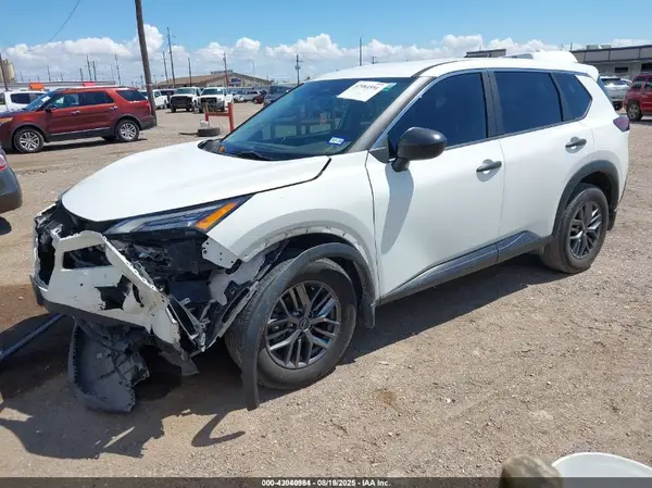 5N1BT3AA0PC803002 2023 NISSAN ROGUE - Image 2