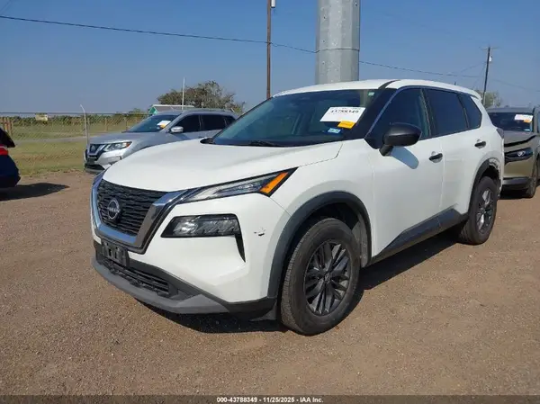 5N1BT3AA0PC828983 2023 NISSAN ROGUE - Image 2