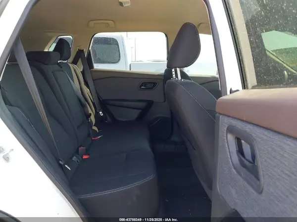 5N1BT3AA0PC828983 2023 NISSAN ROGUE - Image 8