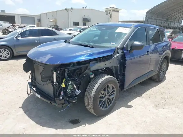 5N1BT3AA0PC840034 2023 NISSAN ROGUE - Image 2