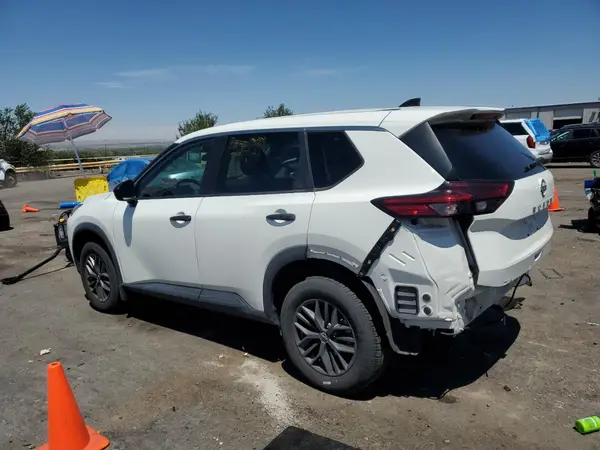 5N1BT3AA1NC707733 2022 NISSAN ROGUE - Image 2