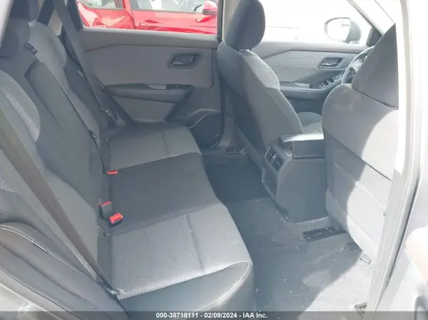 5N1BT3AA1NC715136 2022 NISSAN ROGUE - Image 8