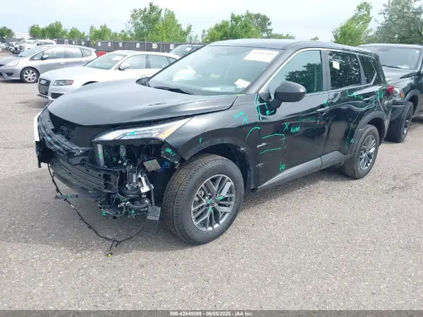 5N1BT3AA1PC899142 2023 NISSAN ROGUE - Image 2