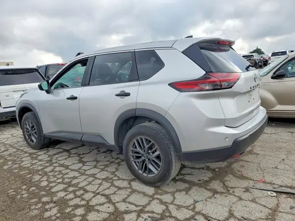 5N1BT3AA1RC701825 2024 NISSAN ROGUE - Image 2