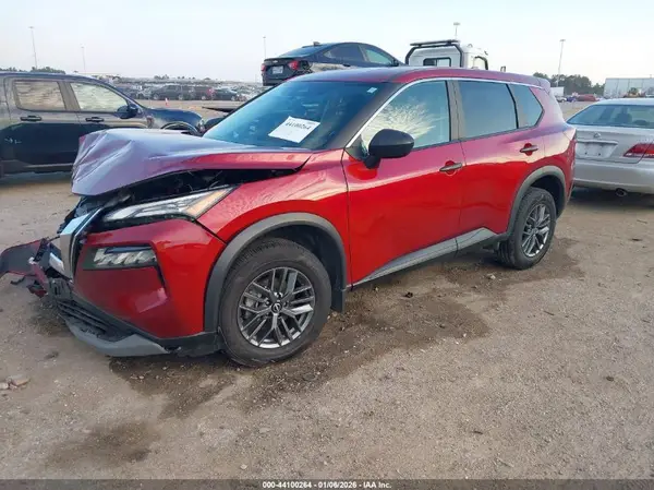 5N1BT3AA2PC781763 2023 NISSAN ROGUE - Image 2