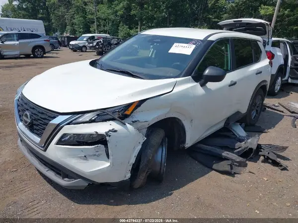 5N1BT3AA2PC792262 2023 NISSAN ROGUE - Image 2
