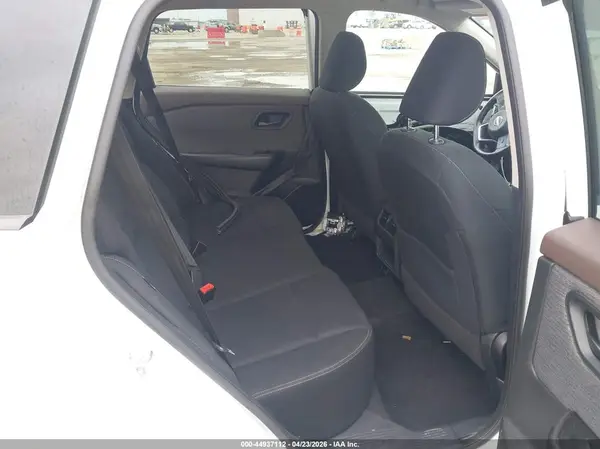 5N1BT3AA2PC869857 2023 NISSAN ROGUE - Image 8