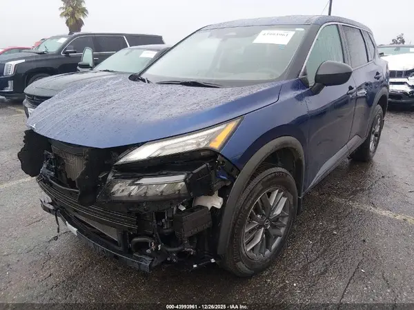 5N1BT3AA2PC917874 2023 NISSAN ROGUE - Image 2