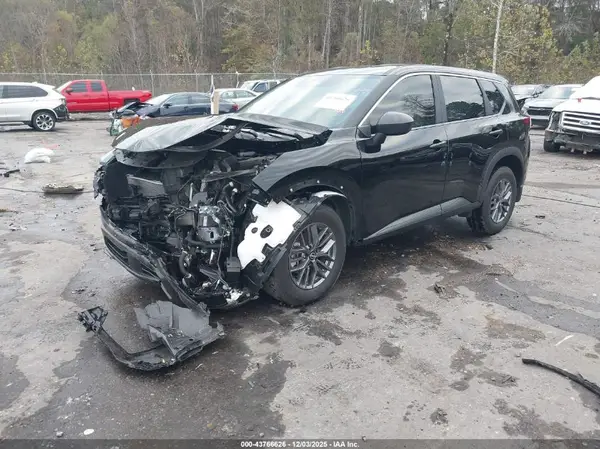 5N1BT3AA2SC812681 2025 NISSAN ROGUE - Image 2