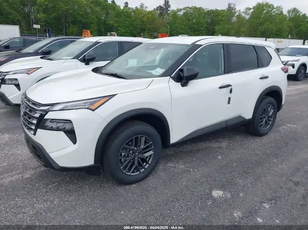 5N1BT3AA2SC846359 2025 NISSAN ROGUE - Image 2