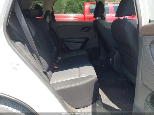 5N1BT3AA3NC715560 2022 NISSAN ROGUE - Image 8