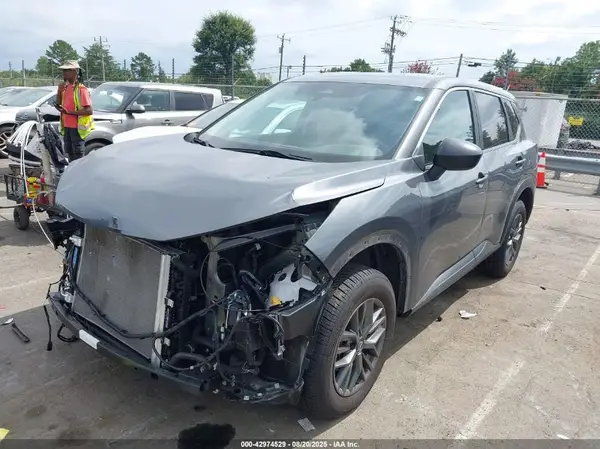 5N1BT3AA3PC867650 2023 NISSAN ROGUE - Image 2