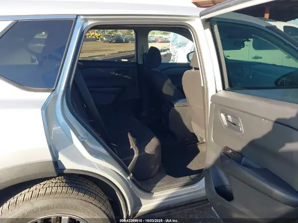 5N1BT3AA3RC674028 2024 NISSAN ROGUE - Image 8