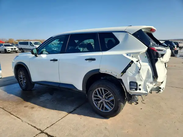 5N1BT3AA3RC683019 2024 NISSAN ROGUE - Image 2