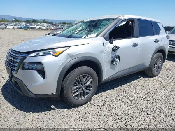 5N1BT3AA3RC759659 2024 NISSAN ROGUE - Image 2