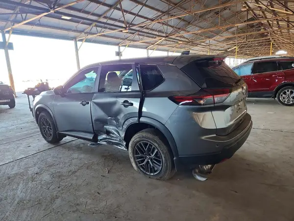 5N1BT3AA3SC838772 2025 NISSAN ROGUE - Image 2