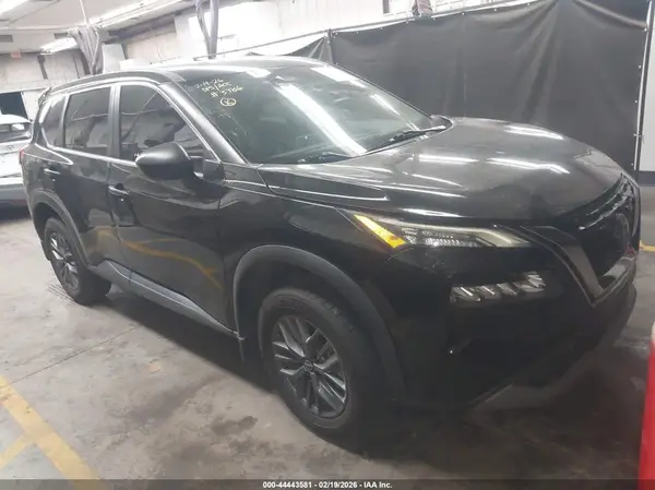 5N1BT3AA4NC713784 2022 NISSAN ROGUE - Image 1