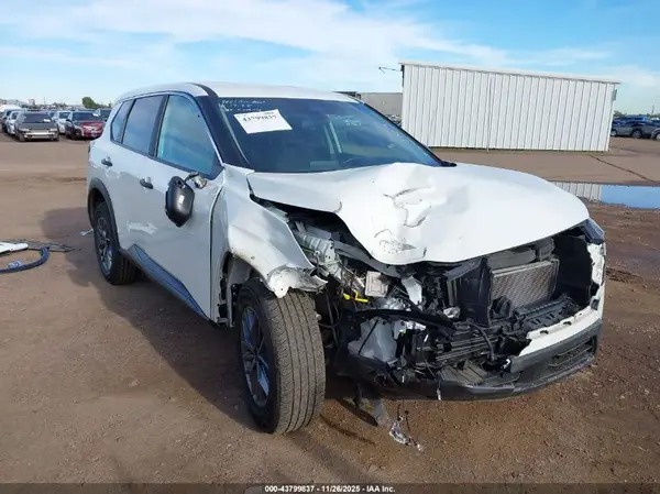 5N1BT3AA4RC684941 2024 NISSAN ROGUE - Image 1