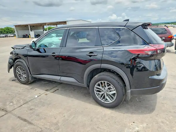 5N1BT3AA4TC804132 2026 NISSAN ROGUE - Image 2