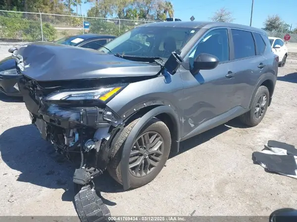 5N1BT3AA5PC835072 2023 NISSAN ROGUE - Image 2