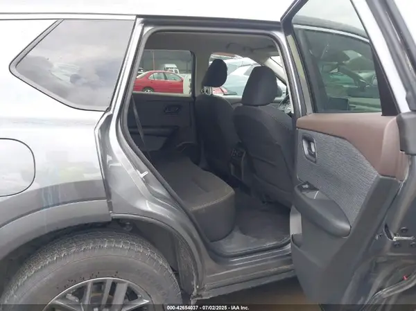 5N1BT3AA5PC925760 2023 NISSAN ROGUE - Image 8