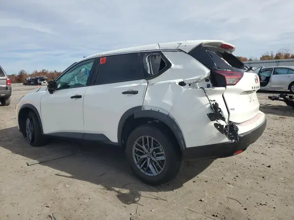5N1BT3AA5RC670305 2024 NISSAN ROGUE - Image 2