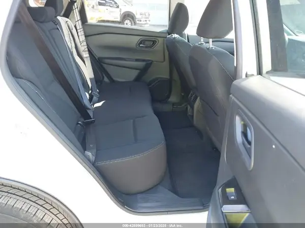 5N1BT3AA5RC684656 2024 NISSAN ROGUE - Image 8