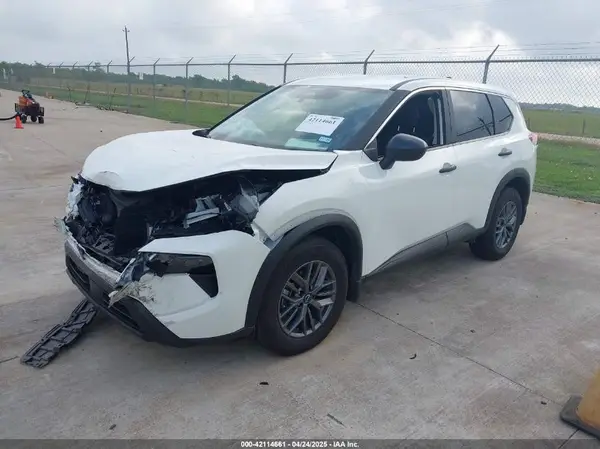 5N1BT3AA5RC726064 2024 NISSAN ROGUE - Image 2