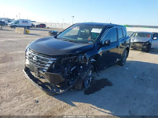 5N1BT3AA5SC786111 2025 NISSAN ROGUE - Image 2