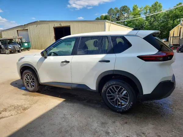 5N1BT3AA6PC867190 2023 NISSAN ROGUE - Image 2