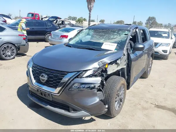 5N1BT3AA6PC914735 2023 NISSAN ROGUE - Image 2