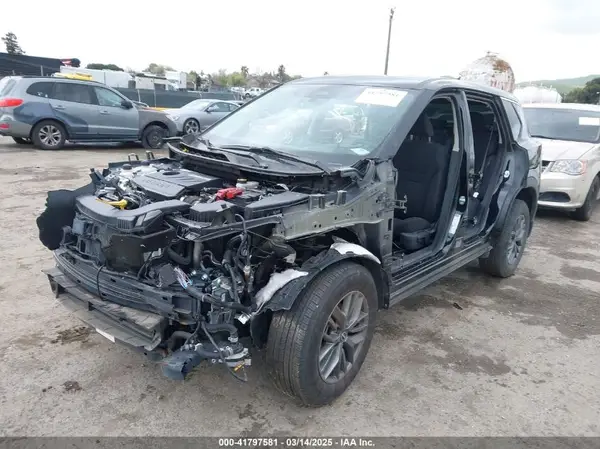 5N1BT3AA6PC914864 2023 NISSAN ROGUE - Image 2