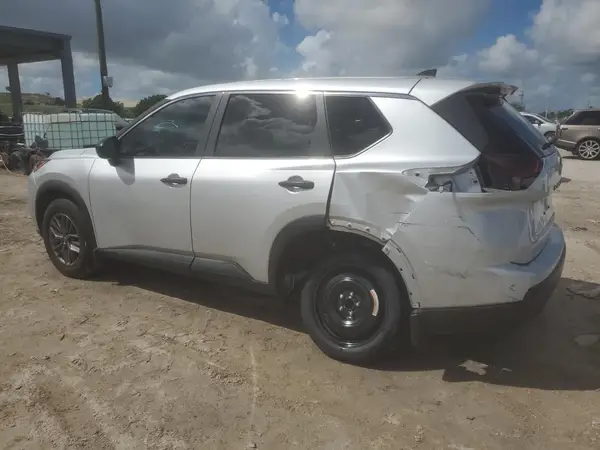 5N1BT3AA6RC760949 2024 NISSAN ROGUE - Image 2