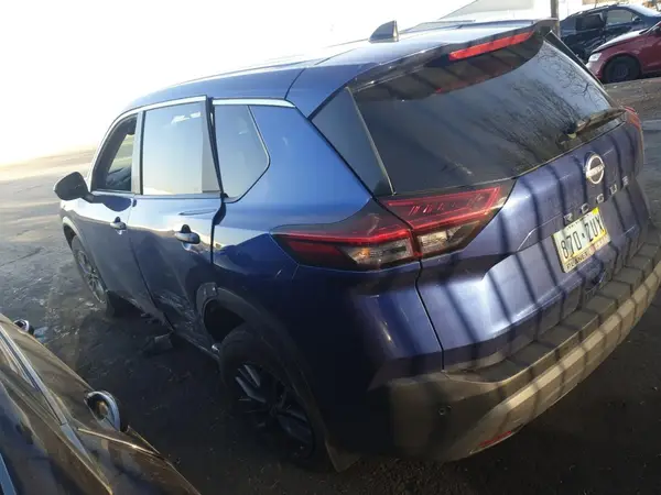 5N1BT3AA7NC711785 2022 NISSAN ROGUE - Image 2