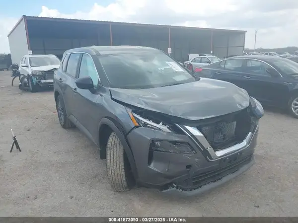 5N1BT3AA7PC876125 2023 NISSAN ROGUE - Image 1