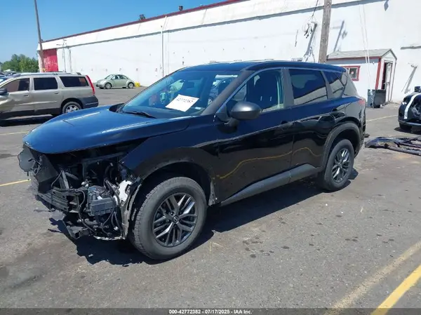 5N1BT3AA7PC900004 2023 NISSAN ROGUE - Image 2