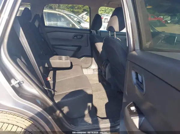 5N1BT3AA7RC686229 2024 NISSAN ROGUE - Image 8