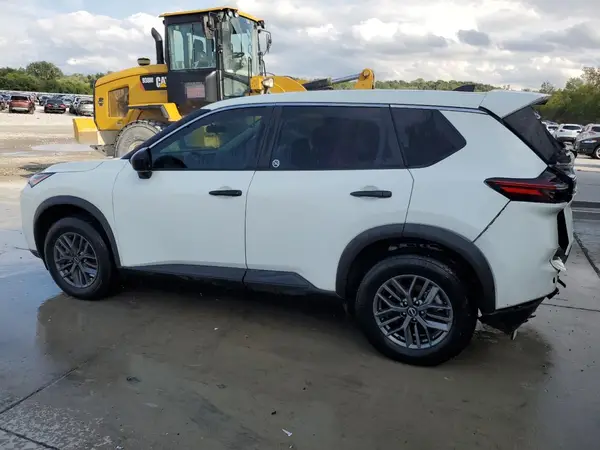 5N1BT3AA7RC694637 2024 NISSAN ROGUE - Image 2