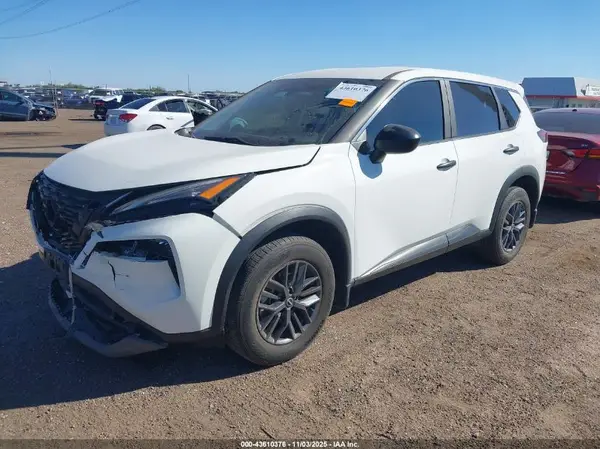 5N1BT3AA8PC867241 2023 NISSAN ROGUE - Image 2