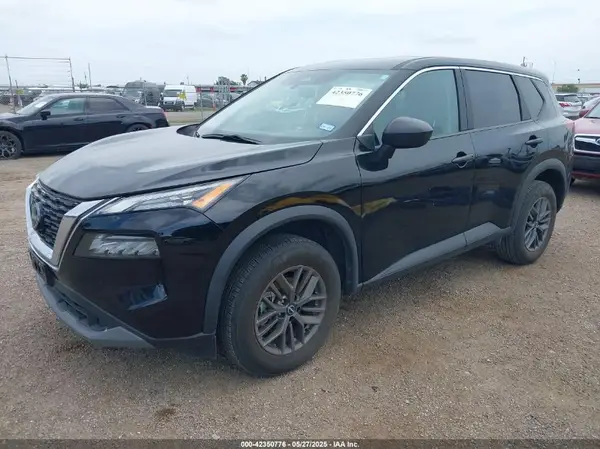 5N1BT3AA8PC878191 2023 NISSAN ROGUE - Image 2