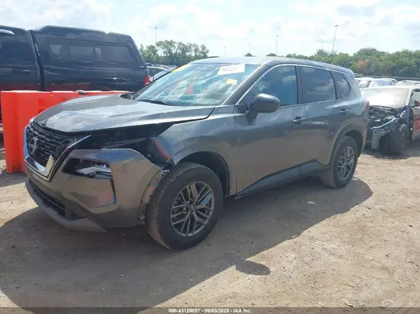 5N1BT3AA8PC889045 2023 NISSAN ROGUE - Image 2