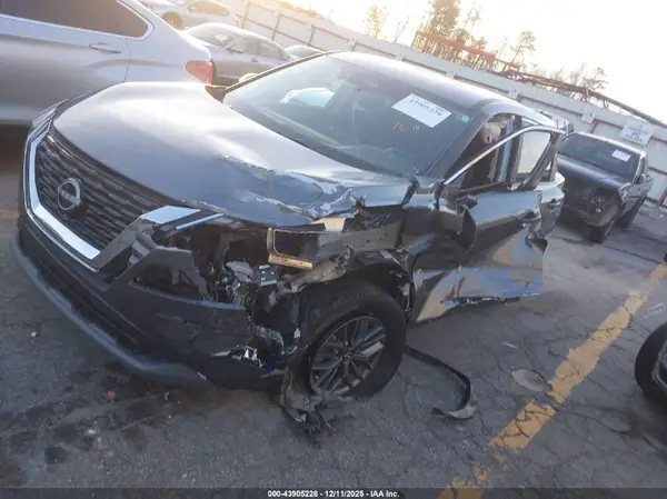 5N1BT3AA8PC910184 2023 NISSAN ROGUE - Image 2