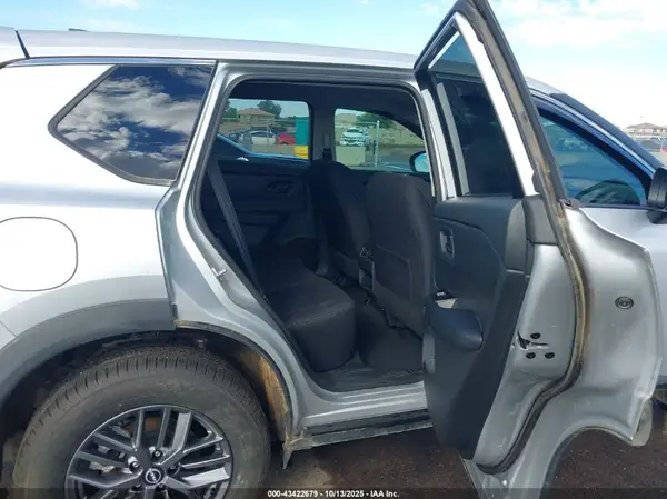 5N1BT3AA8RC761455 2024 NISSAN ROGUE - Image 8