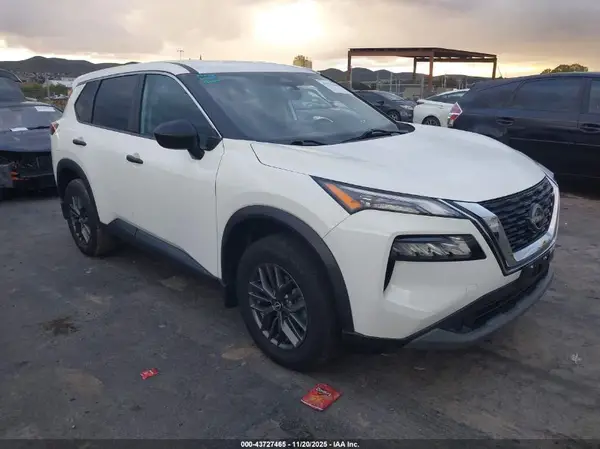 5N1BT3AA9NC702604 2022 NISSAN ROGUE - Image 1