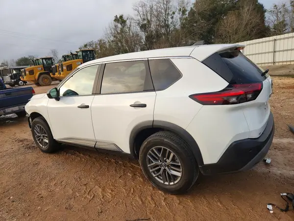5N1BT3AA9PC793375 2023 NISSAN ROGUE - Image 2