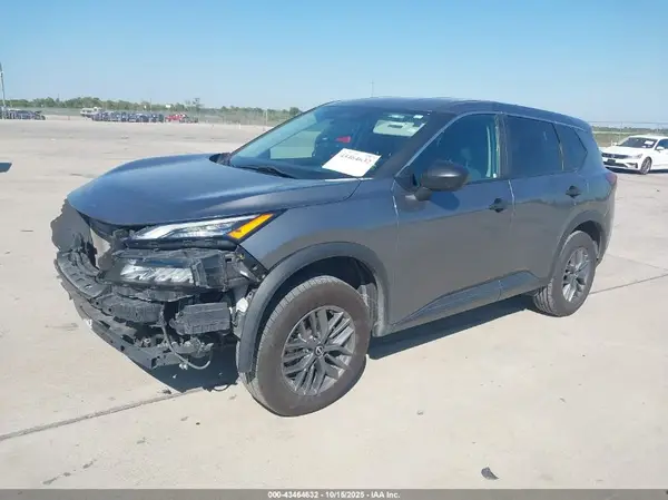 5N1BT3AA9PC944618 2023 NISSAN ROGUE - Image 2