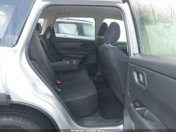 5N1BT3AA9RC674714 2024 NISSAN ROGUE - Image 8