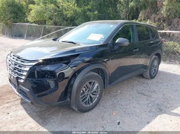 5N1BT3AA9RC680447 2024 NISSAN ROGUE - Image 2