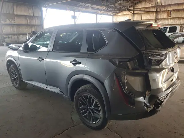 5N1BT3AA9RC692713 2024 NISSAN ROGUE - Image 2